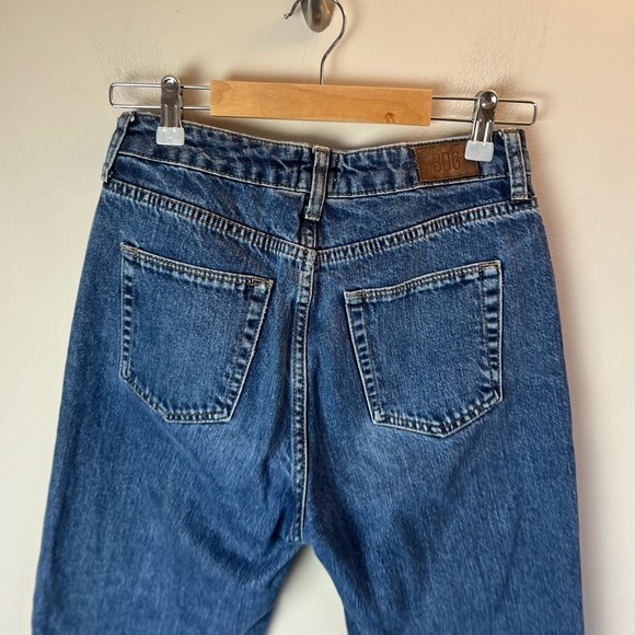 BDG | Pax High Rise Straight Leg Raw Hem Dark Wash Jeans - Size 27 - Picture 6 of 7